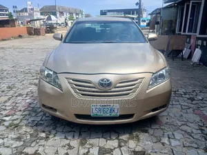 Toyota Camry 2.4 LE 2008 Gold