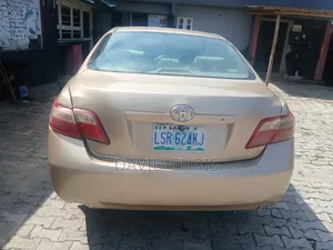 Toyota Camry 2.4 LE 2008 Gold