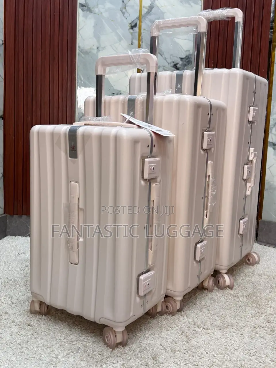 Luggages Box
