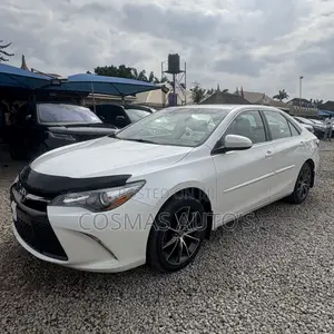 Toyota Camry XSE 4dr Sedan (2.5L 4cyl 6A) 2015 White