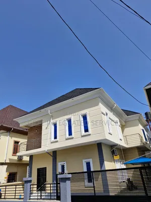 4bdrm Duplex in Ikota Vill Estate for sale