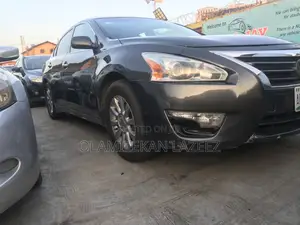 Nissan Altima 2014 Gray