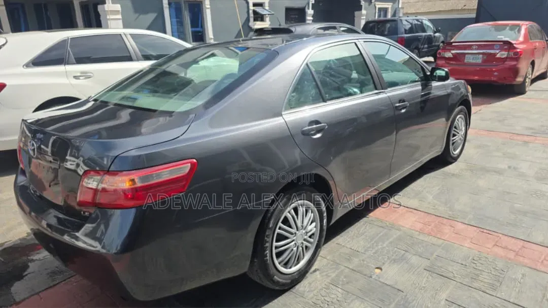 Toyota Camry 2009 Gray