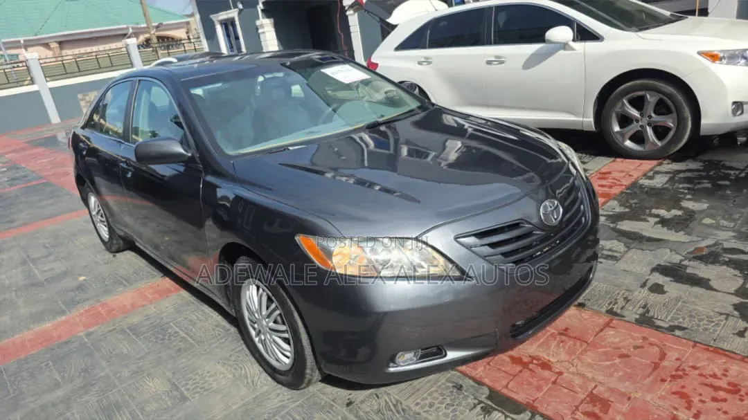 Toyota Camry 2009 Gray