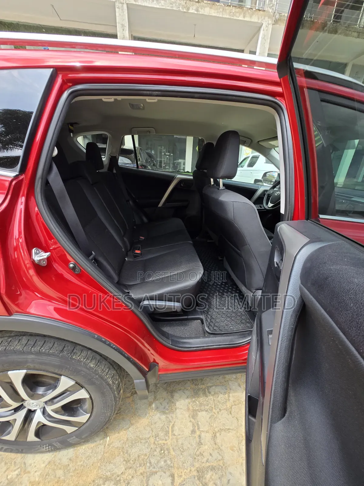 Toyota RAV4 2016 Red