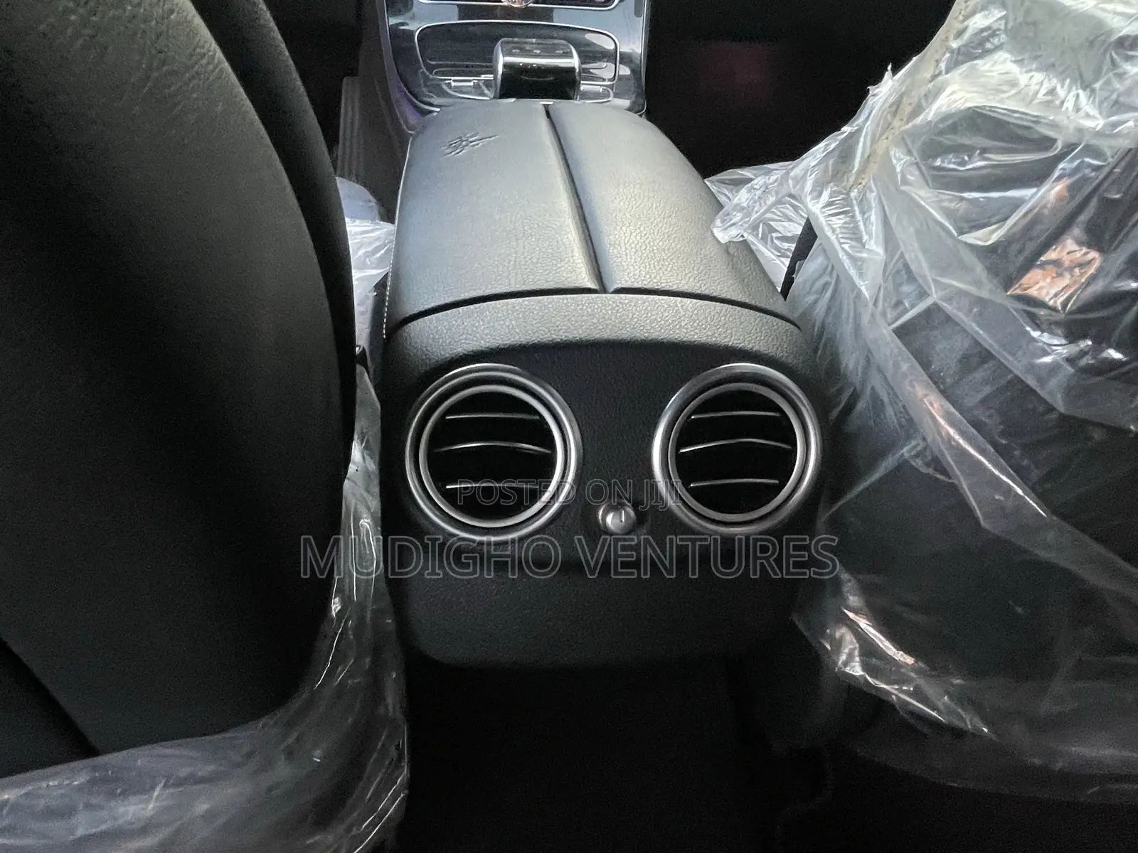 Mercedes-Benz E300 2016 Black