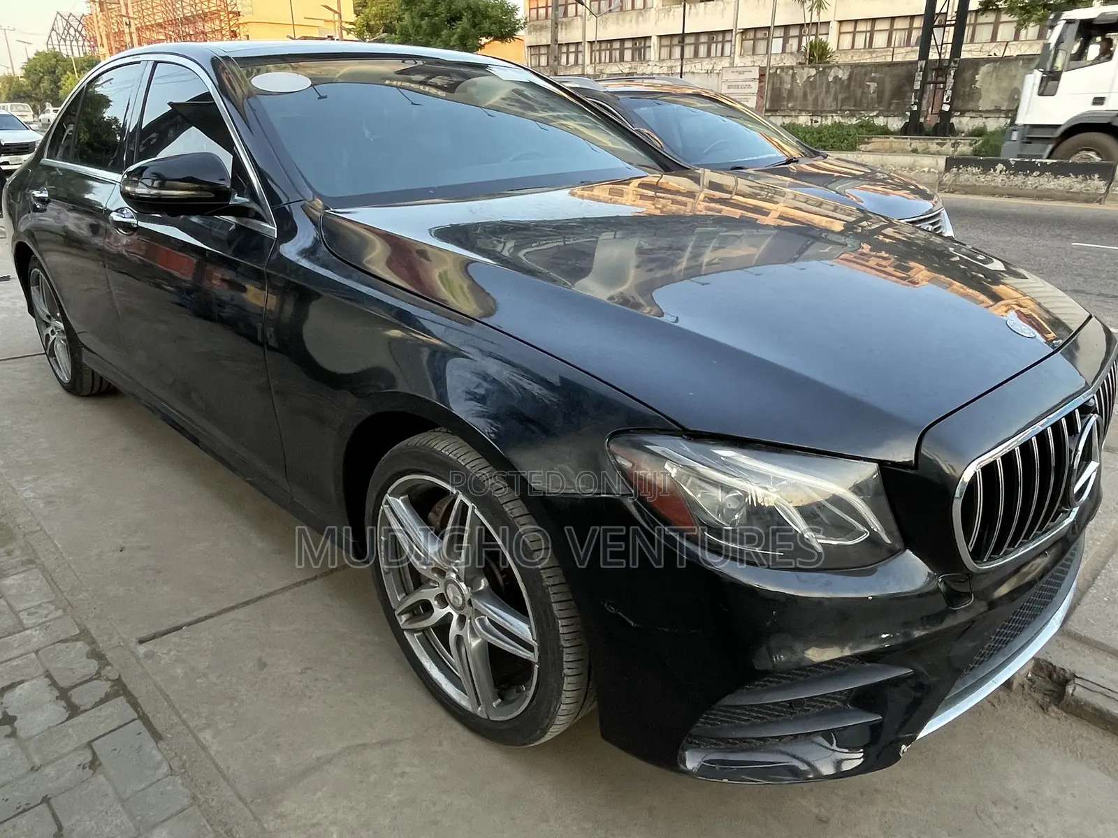 Mercedes-Benz E300 2016 Black