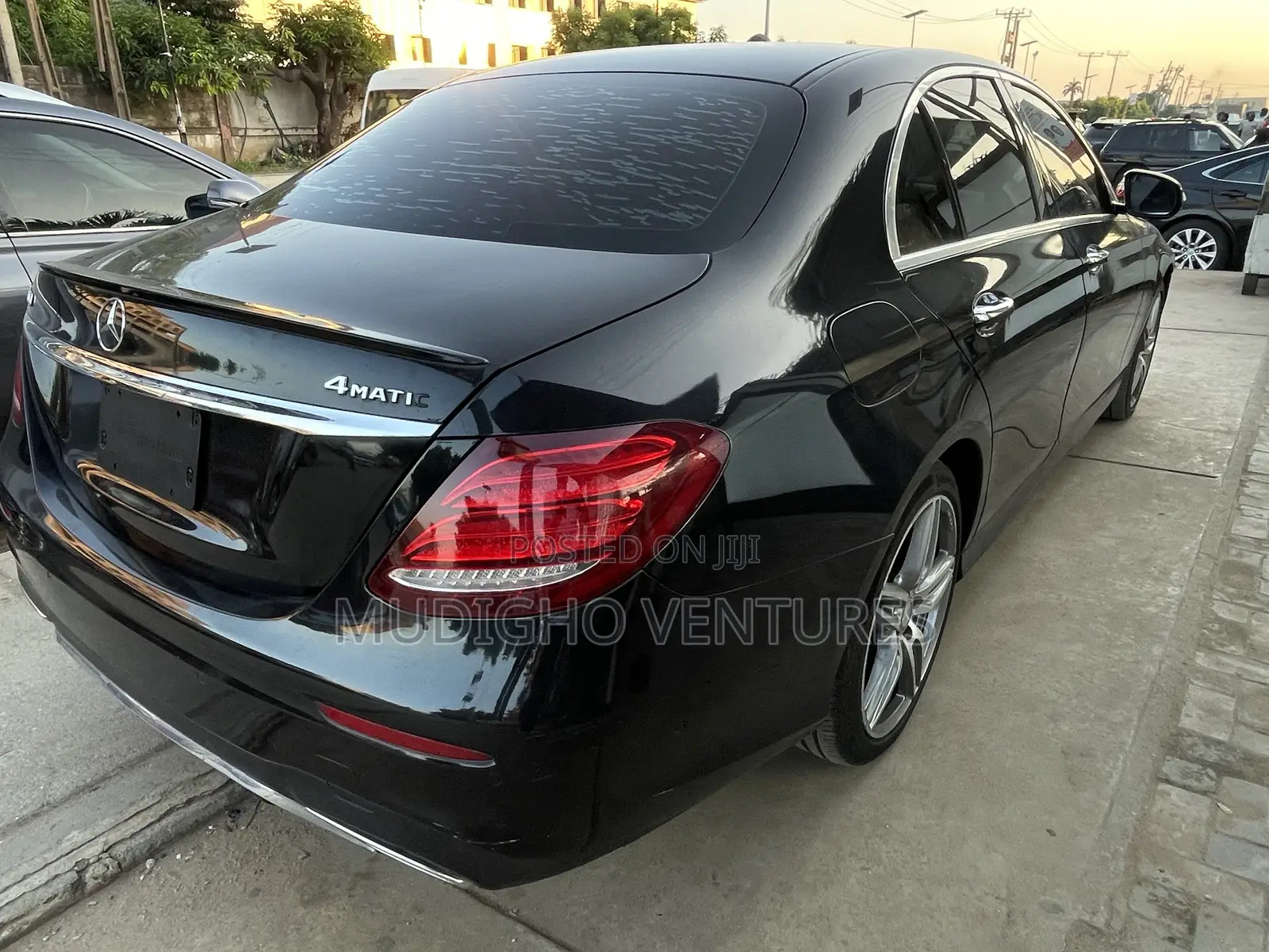 Mercedes-Benz E300 2016 Black
