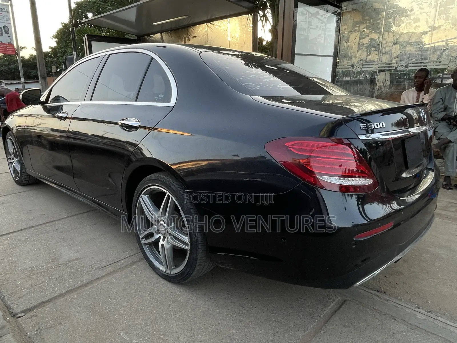 Mercedes-Benz E300 2016 Black