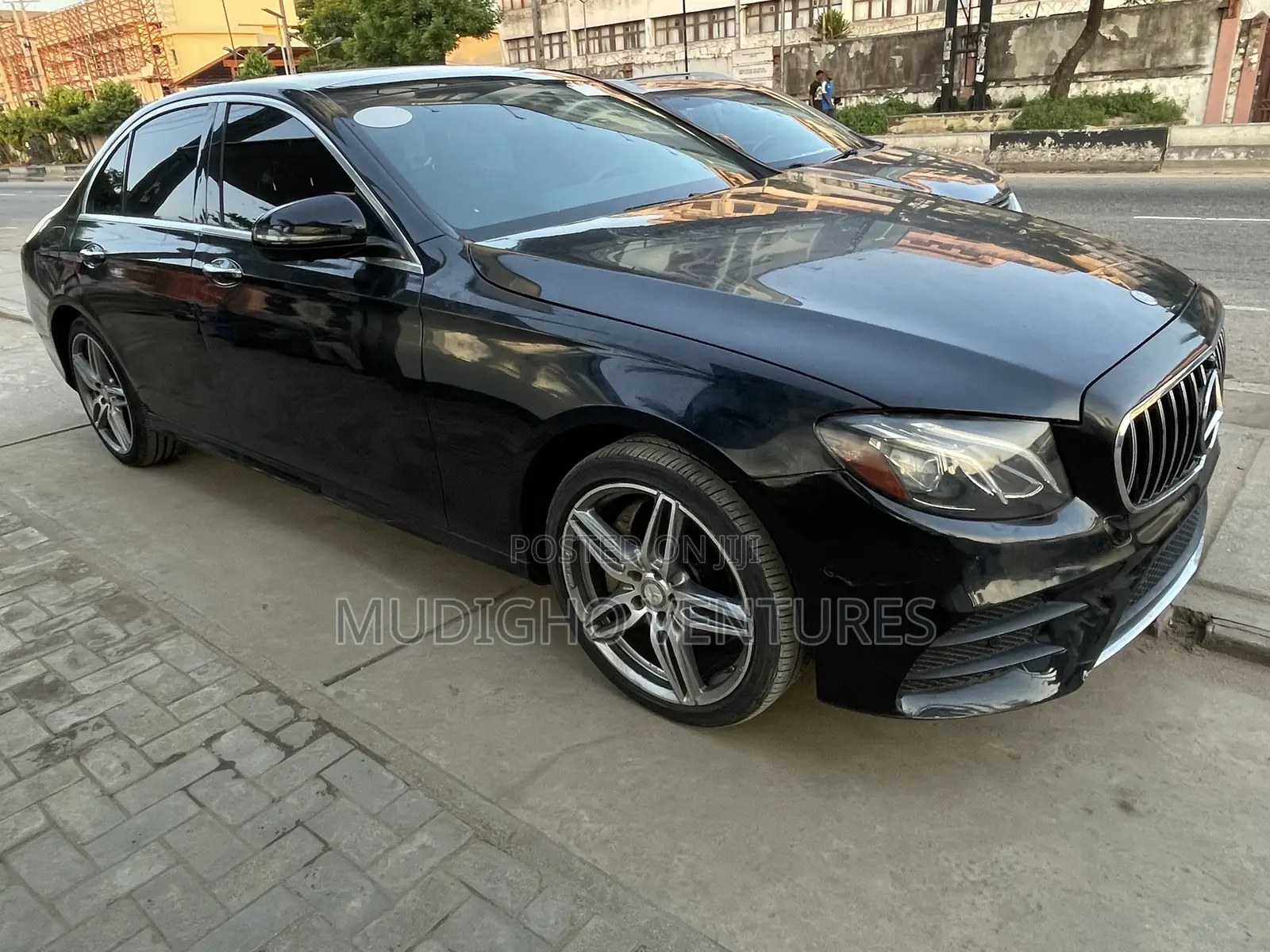 Mercedes-Benz E300 2016 Black