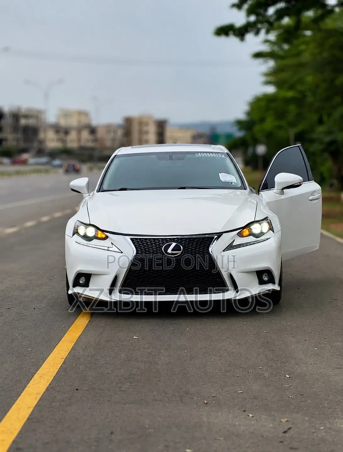 Lexus IS 300 AWD 2017 White