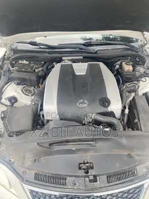 Lexus IS 300 AWD 2017 White