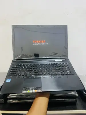 Laptop Toshiba Tecra R950 8GB Intel Core i5 HDD 500GB