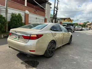 Lexus ES 350 FWD 2013 Gold