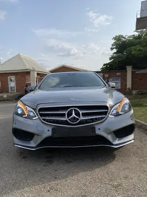 Mercedes-Benz E350 Base 4dr Sedan RWD (3.5L 6cyl 7A) 2015 Gray