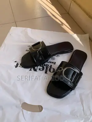 Solenest Footwear