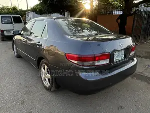 Honda Accord 2.0 Comfort 2005 Gray
