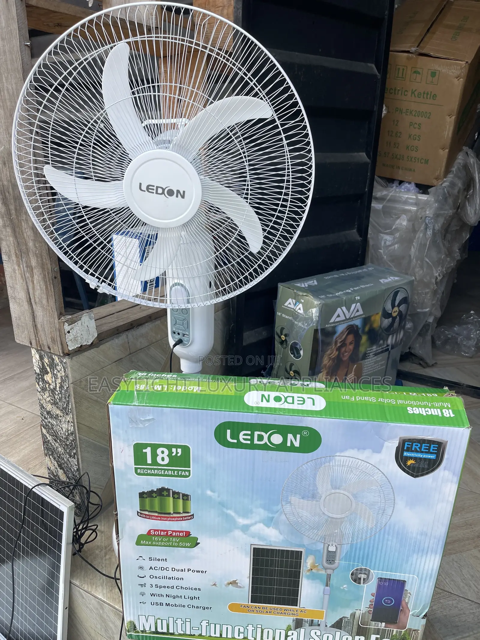 Ledon 18” Solar Fan