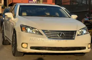 Lexus ES 350 2011 White