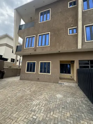 4bdrm Duplex in Life Camp for sale