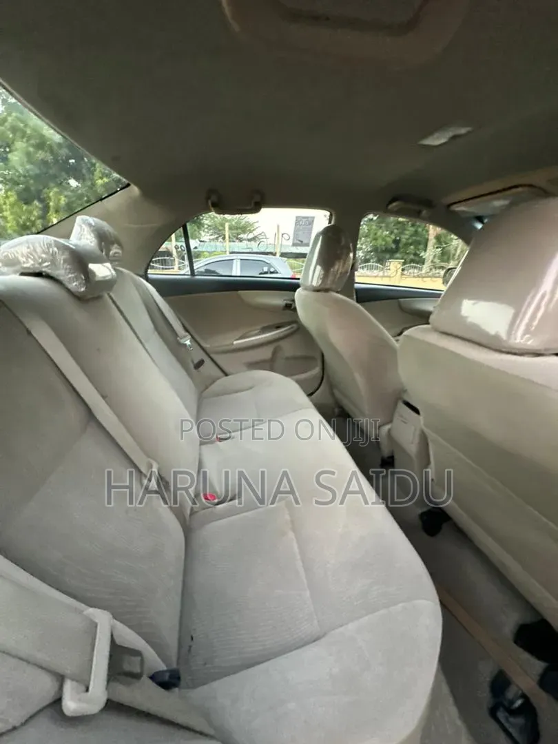 Toyota Alphard 2012 Blue
