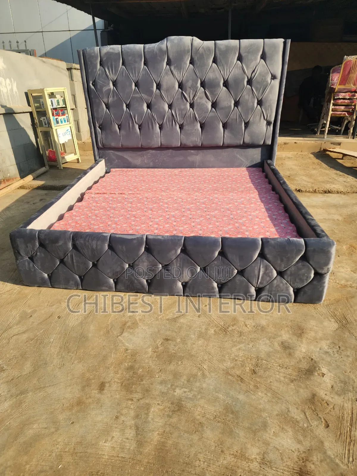 Neatly Padded Grey 6by6 Bed.