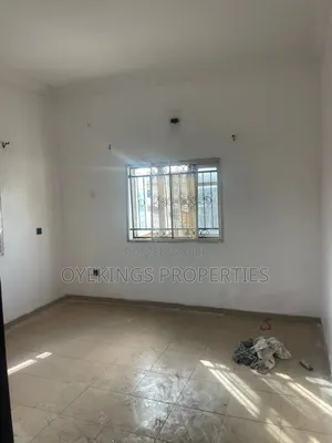 2bdrm Block of Flats in Ajanla, Nnpc, Oluyole for rent