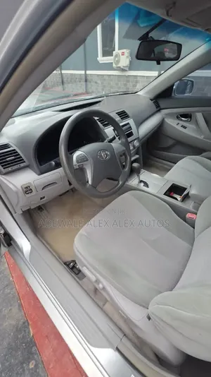 Toyota Camry 2010 Silver