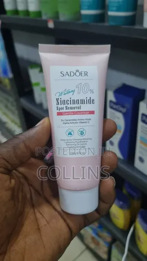Sadoer Niacinamide Face Wash and Cleanser