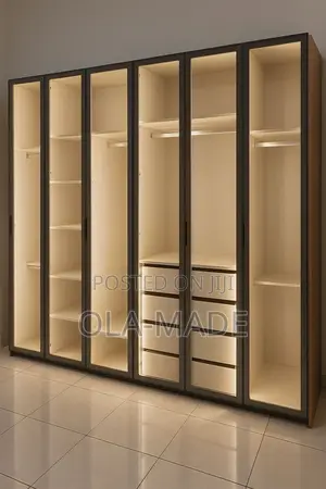 Luxury Visible Wardrobe
