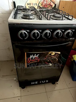Gas Cooker With Oven