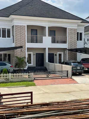 Furnished 4bdrm Duplex in Reef Court Estate, Okuru for sale