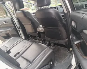 Toyota Highlander 2019 White