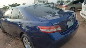 Toyota Camry 2010 Blue