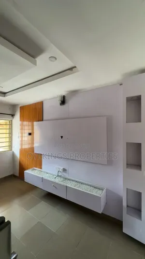1bdrm Room & Parlour in Akoto, Oluyole for rent