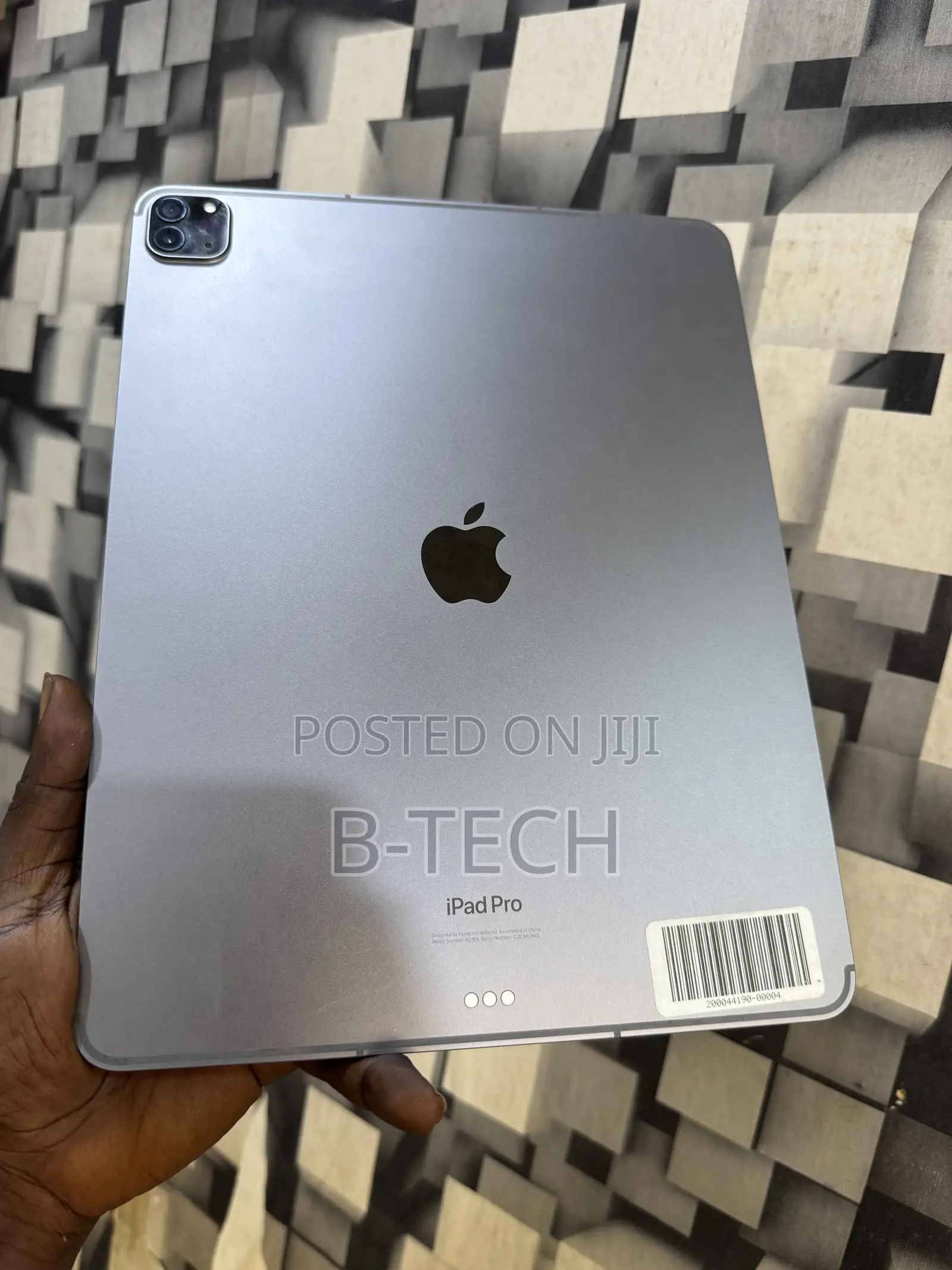Apple iPad Pro 12.9 (2022) 256 GB Gray