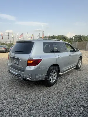 Toyota Highlander V6 2009 Silver