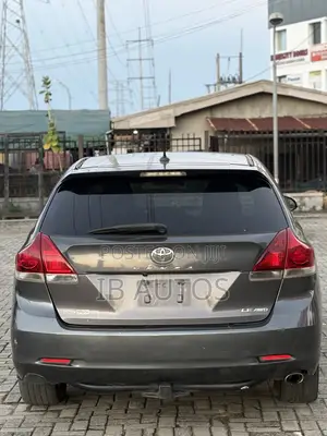 Toyota Venza LE 2014 Gray