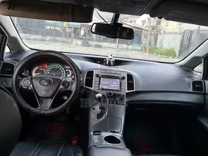 Toyota Venza LE 2014 Gray