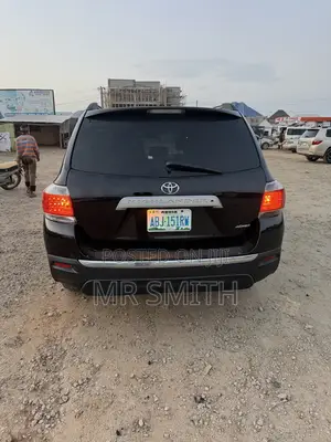 Toyota Highlander Limited 2010 Black