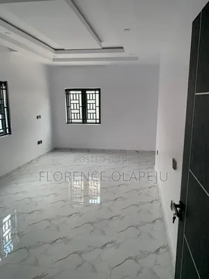 3bdrm Bungalow in Prime Estate, Akala Express for rent