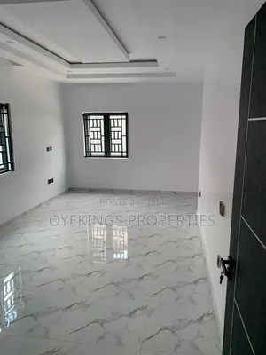 3bdrm Bungalow in Primier Estate, Oluyole for rent