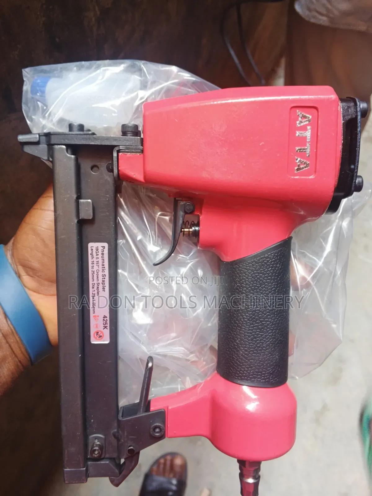 Pneumatic Stainless Steel Stapler