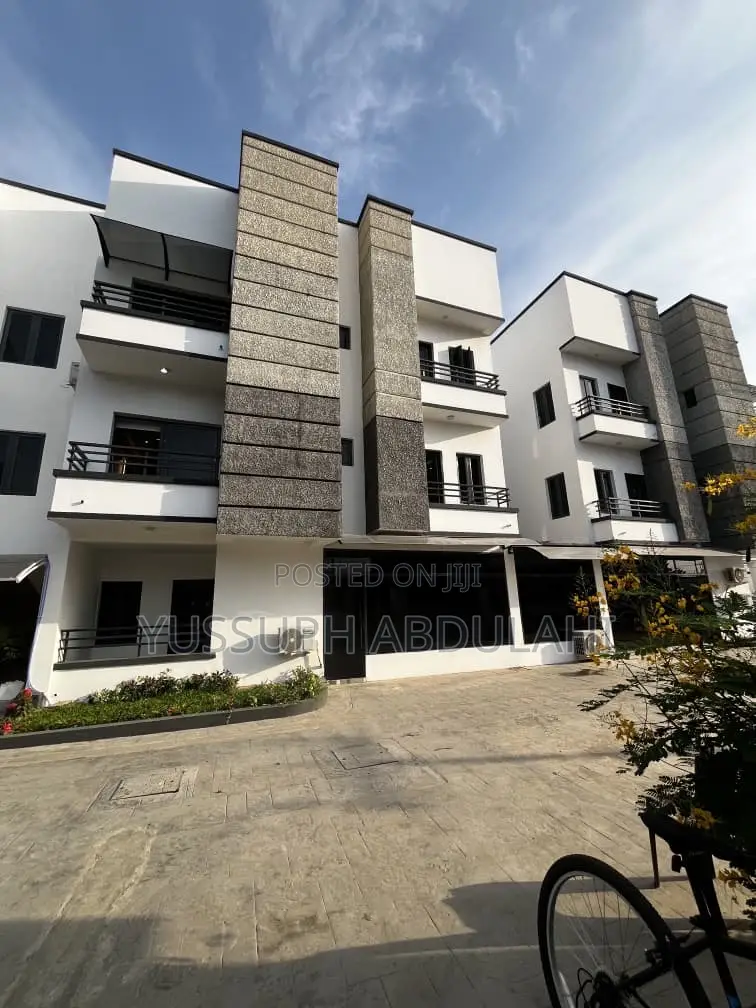 3 Bedrooms Gra Ikeja