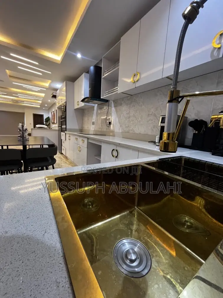 3 Bedrooms Gra Ikeja