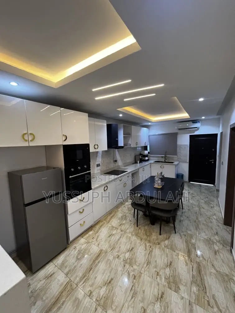 3 Bedrooms Gra Ikeja