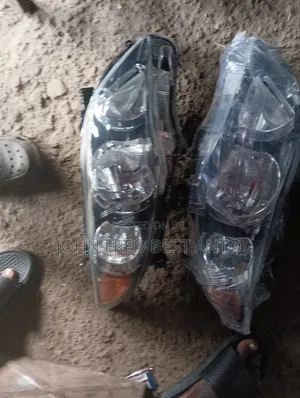 Headlamp Toyota Corolla 2010 Model Sport