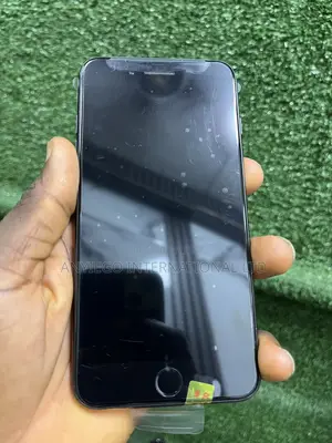 Apple iPhone 7 Plus 128 GB Black