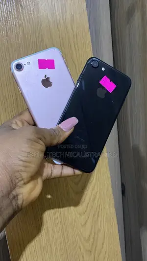 Apple iPhone 7 128 GB Black