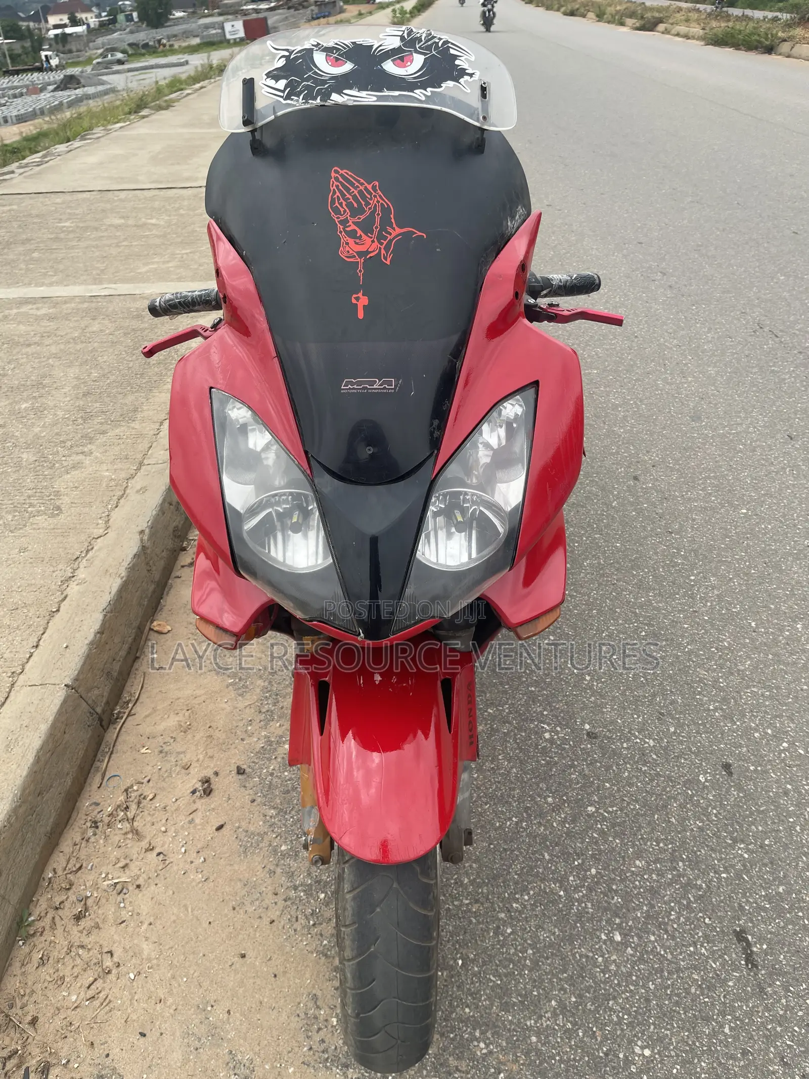 Honda VF 2010 Red